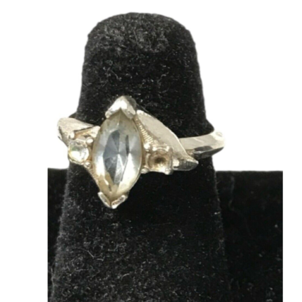 Avon Cocktail Ring Silver Tone w Ice Blue Marquise & Rhinestone size 4.5 VTG